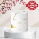 کرم لوکس SK-II LXP Art of Kintsugi یکی از شاهکارهای برند ژاپنی اس.کی.تو (SK-II) است که الهام‌گرفته از فلسفه‌ی اصیل و زیبای ژاپنی کینتسوگی (Kintsugi) می‌باشد. هنری که به‌جای پنهان کردن شکستگی‌ها، آن‌ها را با طلا ترمیم می‌کند تا زیبایی در نقص‌ها معنا یابد.